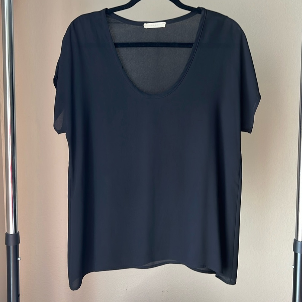 Lush Black Top
